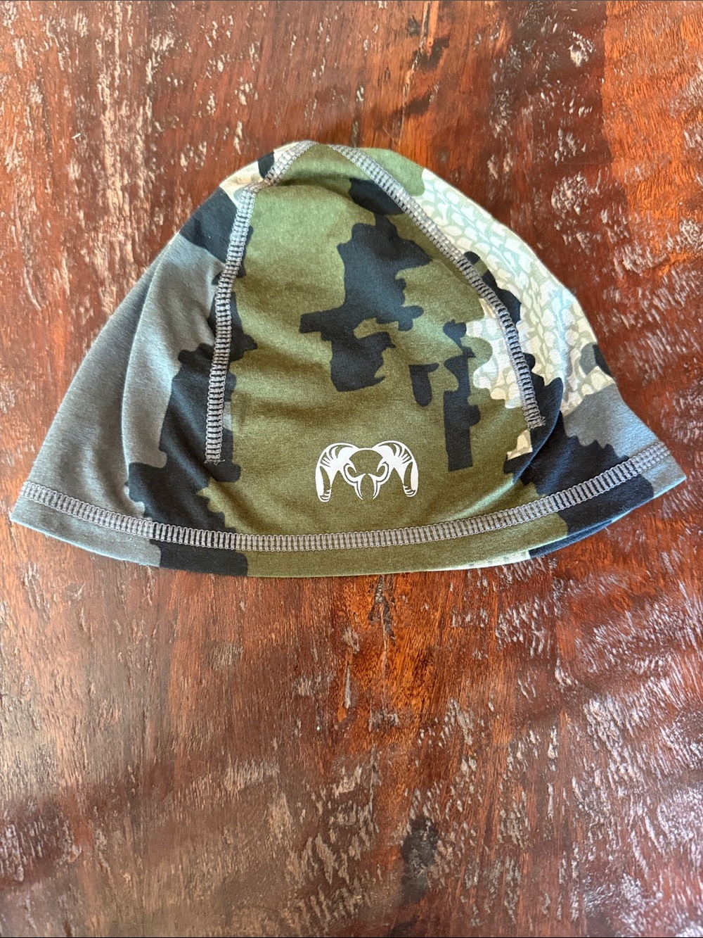 KUIU Lightweight Synthetic Camo Beanie - Olive & Black